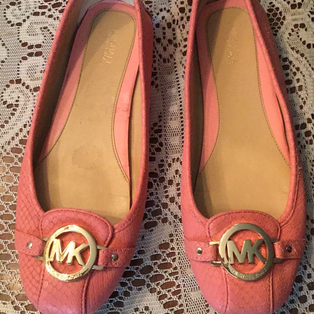 Michael Kors flats